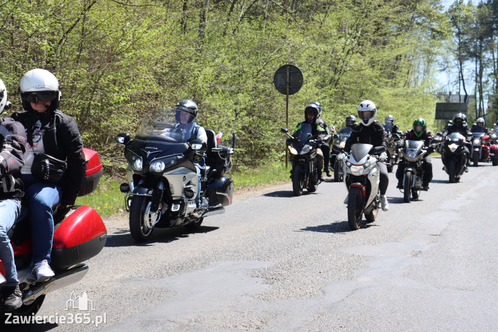 Fotorelacja I: IV Motopiknik w Łazach - parada motocykli