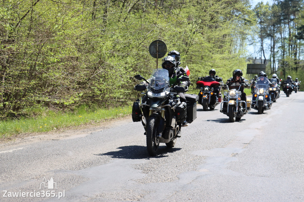 Fotorelacja I: IV Motopiknik w Łazach - parada motocykli