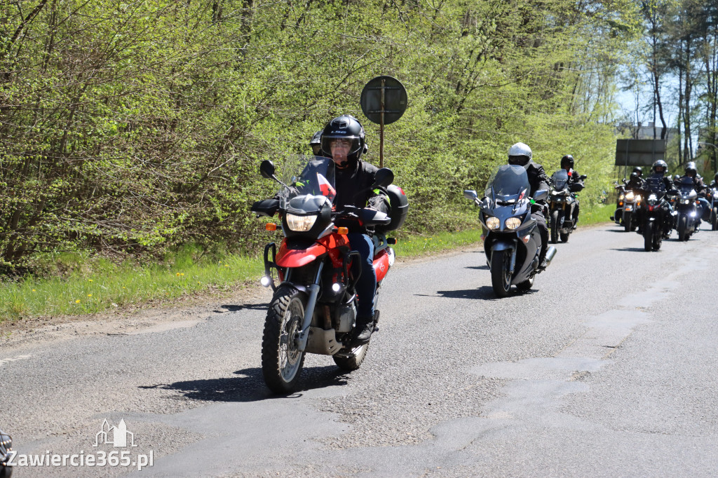 Fotorelacja I: IV Motopiknik w Łazach - parada motocykli