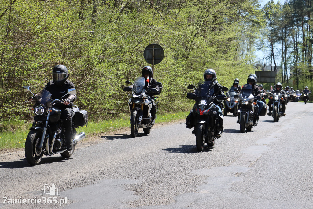 Fotorelacja I: IV Motopiknik w Łazach - parada motocykli