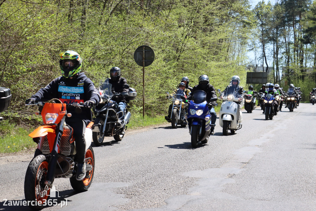 Fotorelacja I: IV Motopiknik w Łazach - parada motocykli