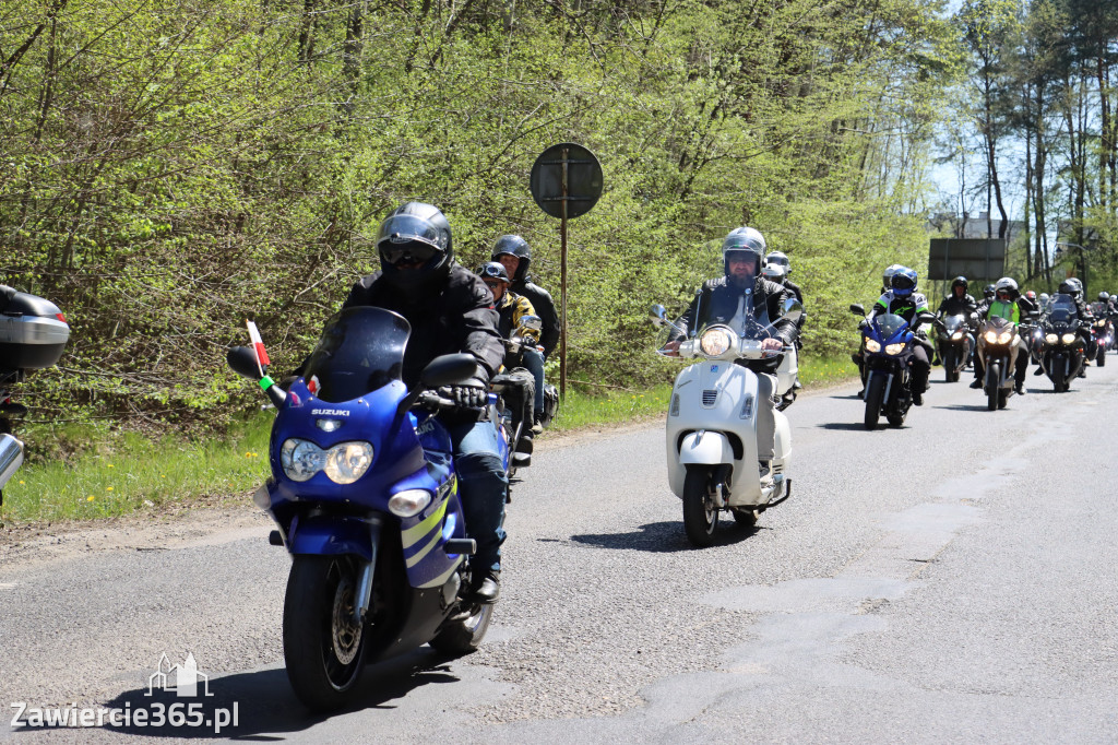 Fotorelacja I: IV Motopiknik w Łazach - parada motocykli