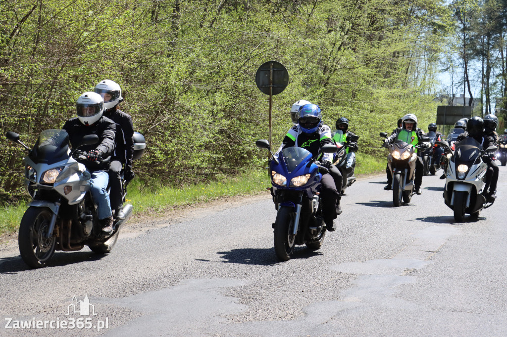 Fotorelacja I: IV Motopiknik w Łazach - parada motocykli