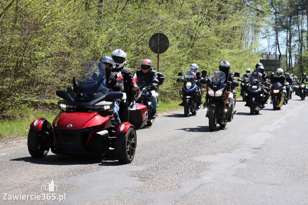 Fotorelacja I: IV Motopiknik w Łazach - parada motocykli