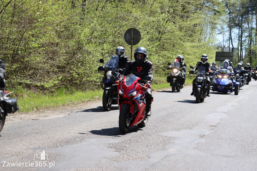 Fotorelacja I: IV Motopiknik w Łazach - parada motocykli