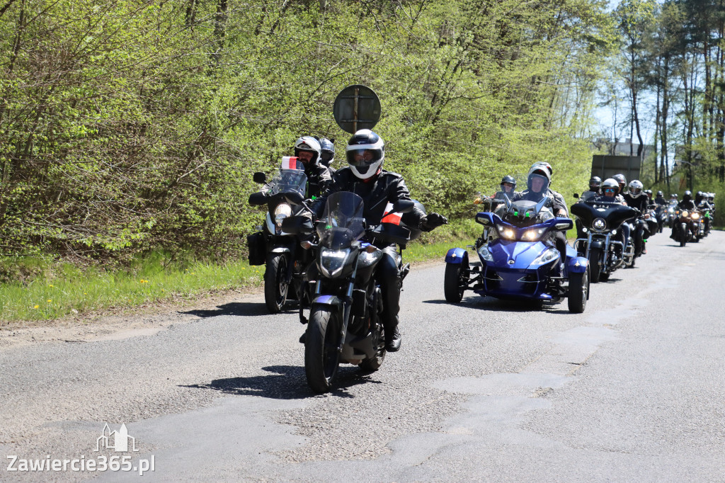 Fotorelacja I: IV Motopiknik w Łazach - parada motocykli