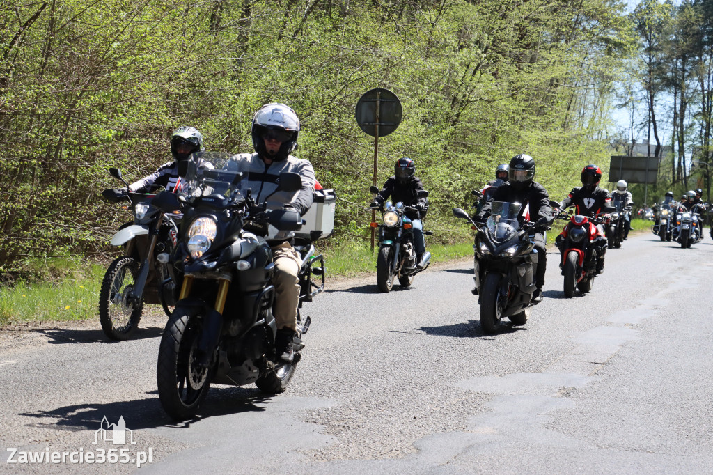 Fotorelacja I: IV Motopiknik w Łazach - parada motocykli