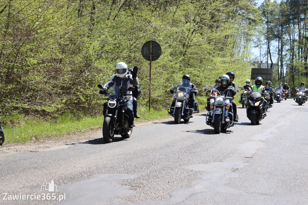 Fotorelacja I: IV Motopiknik w Łazach - parada motocykli