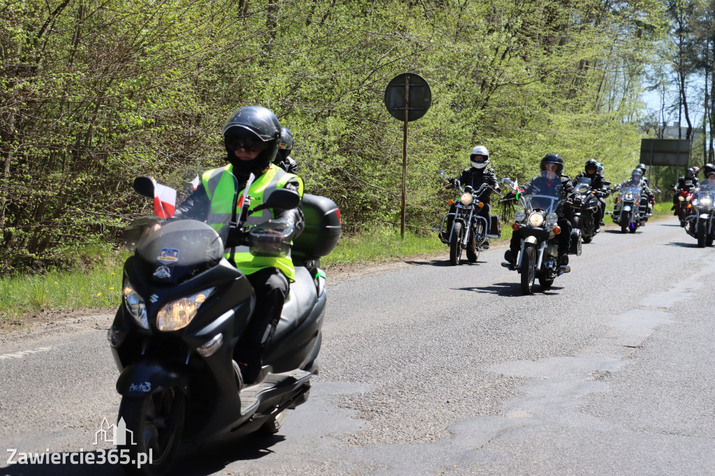 Fotorelacja I: IV Motopiknik w Łazach - parada motocykli
