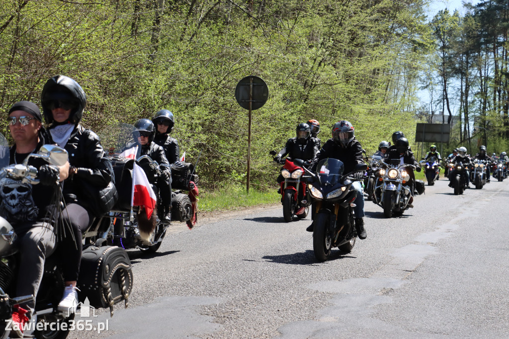 Fotorelacja I: IV Motopiknik w Łazach - parada motocykli