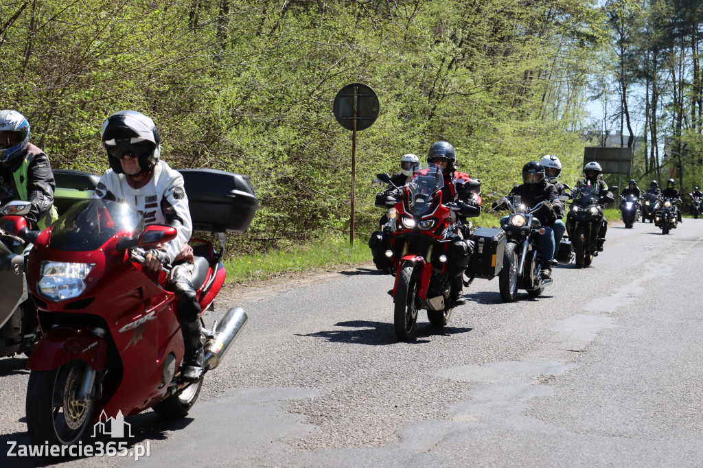 Fotorelacja I: IV Motopiknik w Łazach - parada motocykli