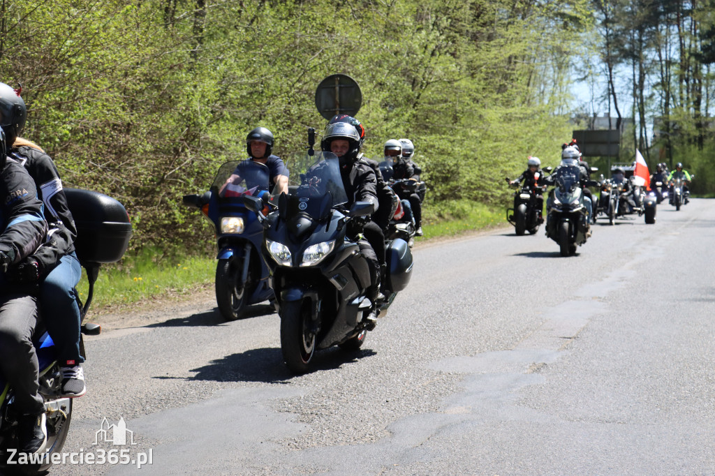 Fotorelacja I: IV Motopiknik w Łazach - parada motocykli