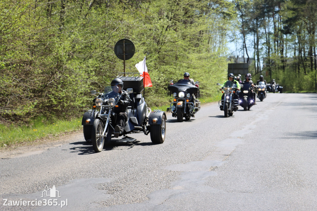 Fotorelacja I: IV Motopiknik w Łazach - parada motocykli