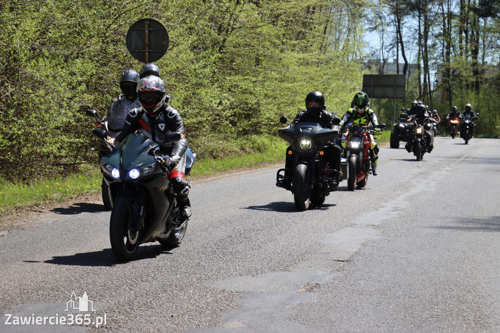 Fotorelacja I: IV Motopiknik w Łazach - parada motocykli