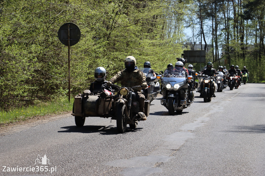 Fotorelacja I: IV Motopiknik w Łazach - parada motocykli