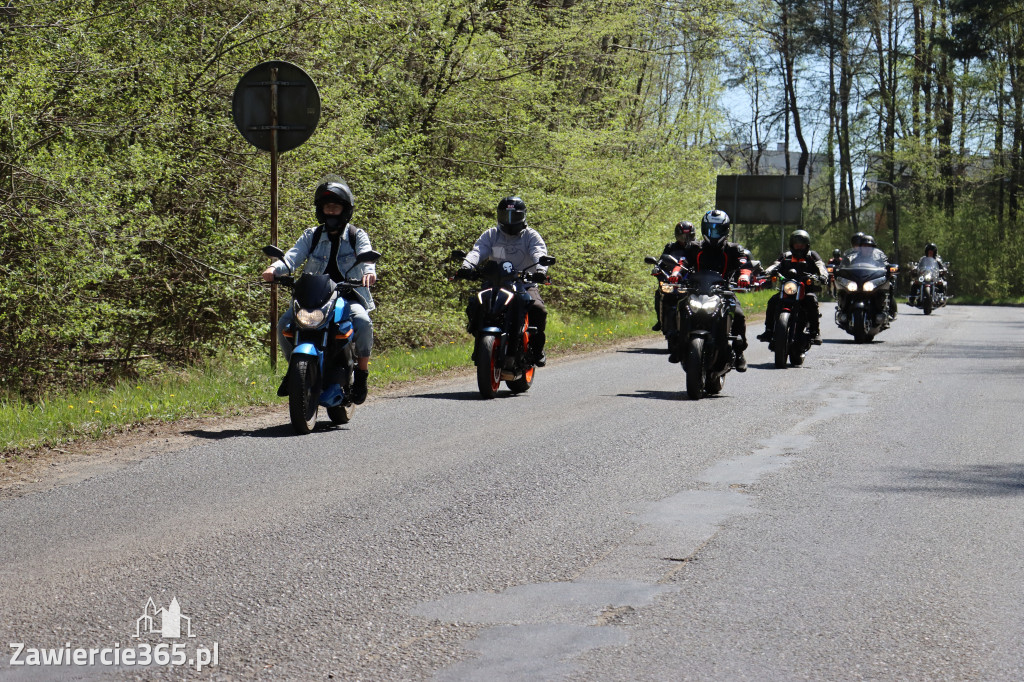 Fotorelacja I: IV Motopiknik w Łazach - parada motocykli