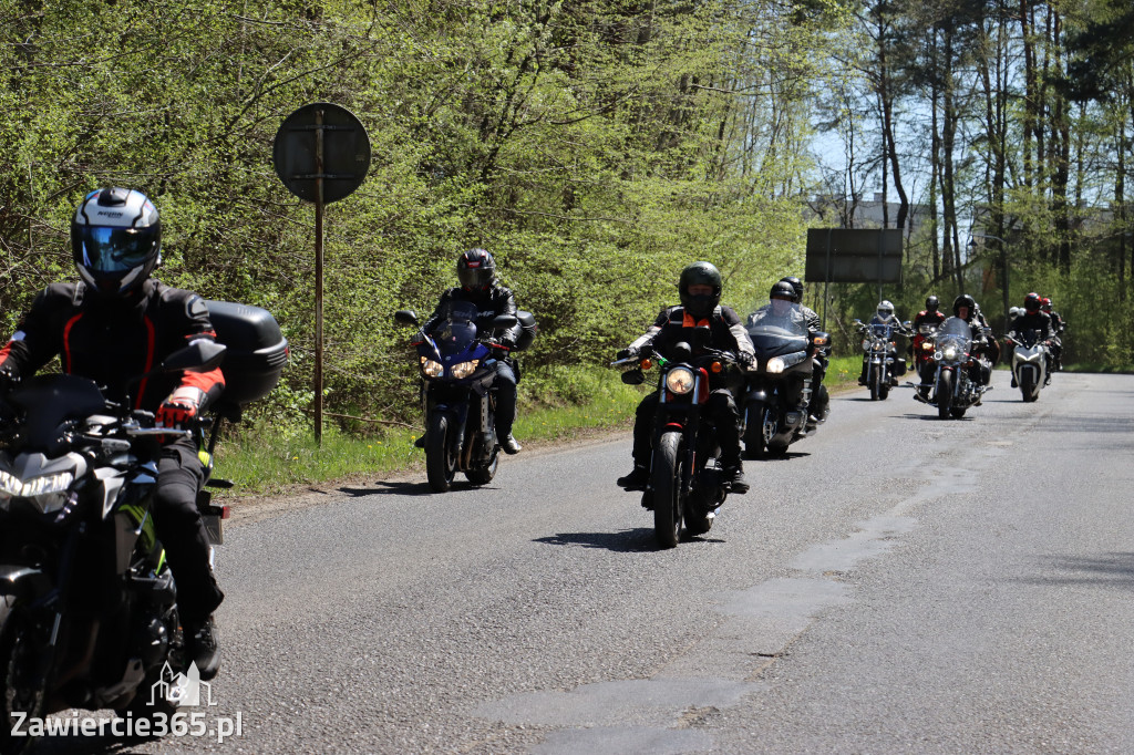 Fotorelacja I: IV Motopiknik w Łazach - parada motocykli