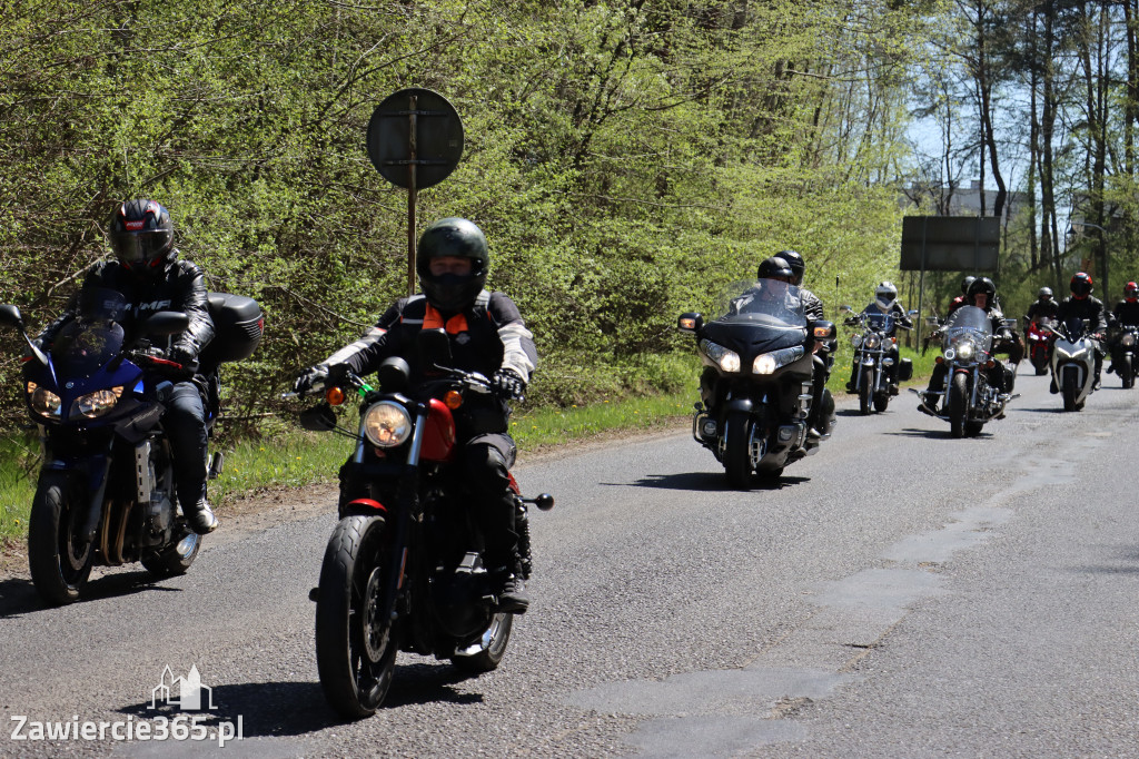 Fotorelacja I: IV Motopiknik w Łazach - parada motocykli