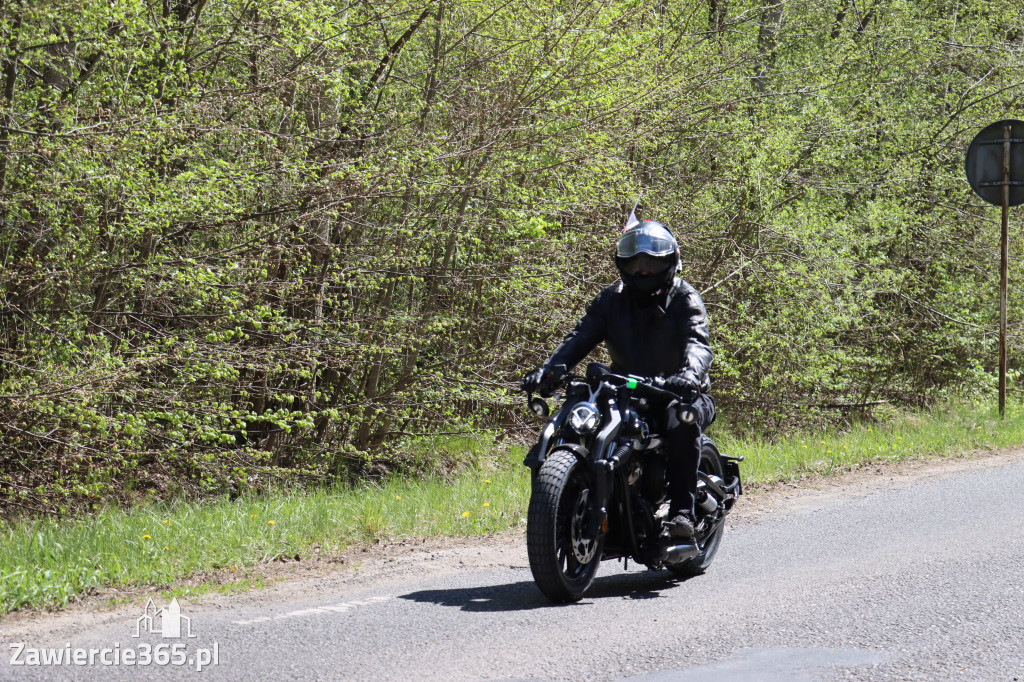 Fotorelacja I: IV Motopiknik w Łazach - parada motocykli