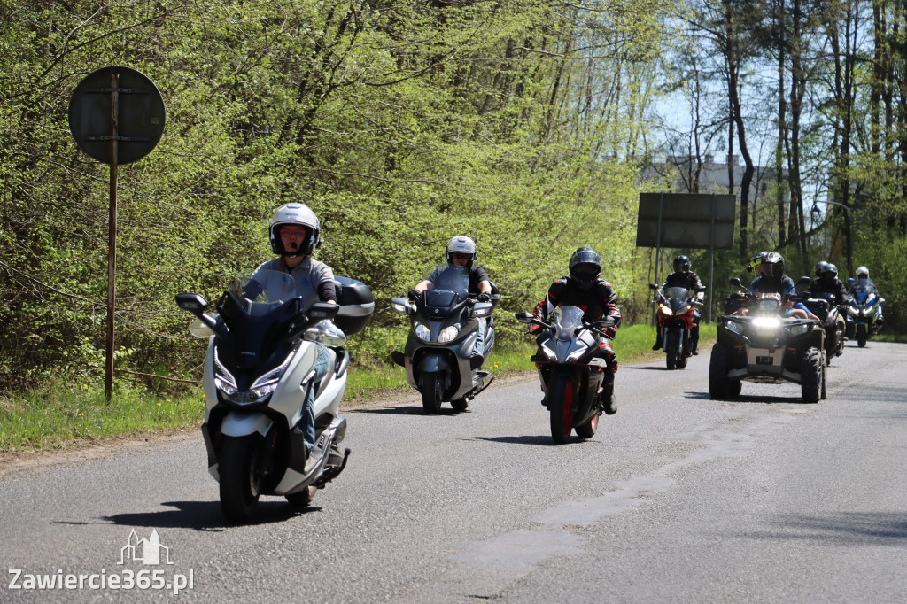 Fotorelacja I: IV Motopiknik w Łazach - parada motocykli
