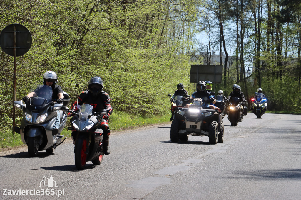 Fotorelacja I: IV Motopiknik w Łazach - parada motocykli