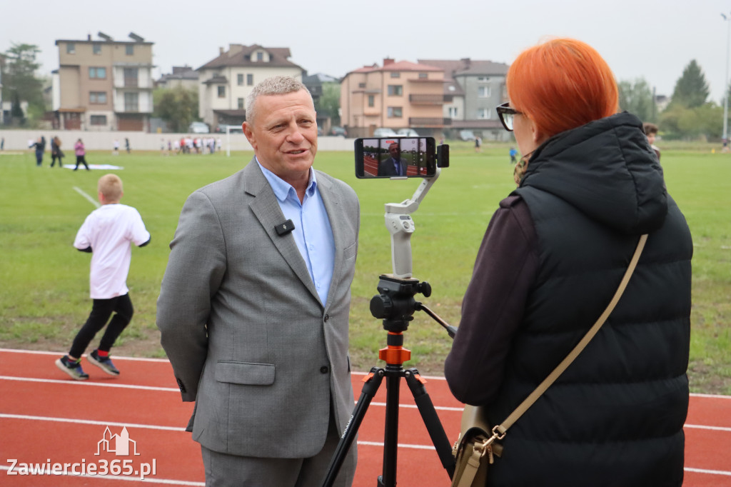 Fotorelacja: Uroczystość otwarcia stadionu miejskiego w Łazach po rewitalizacji