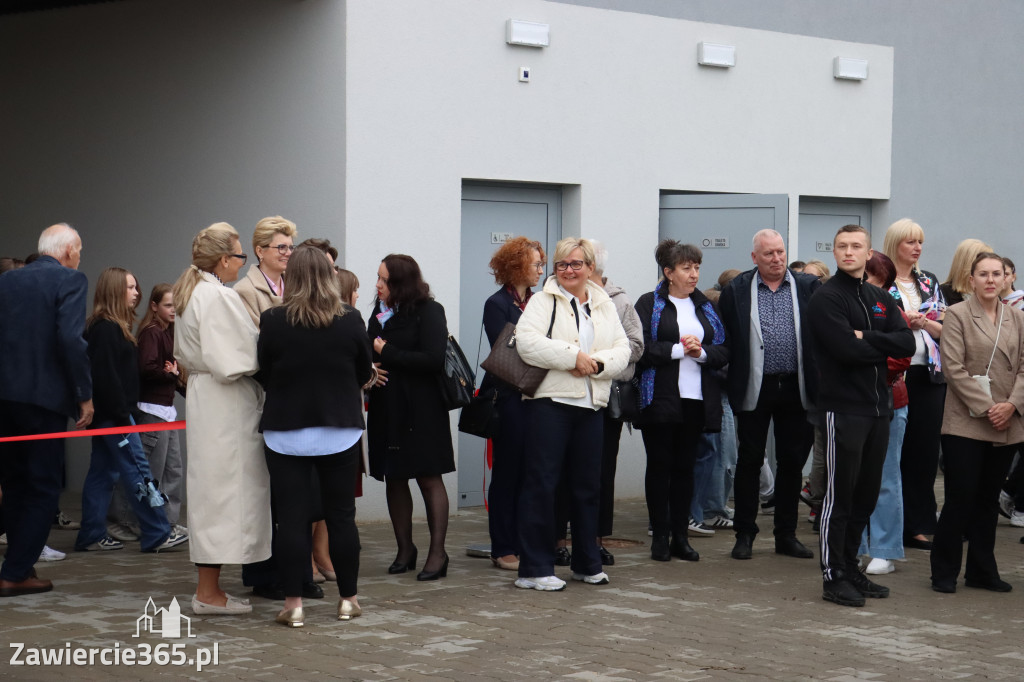Fotorelacja: Uroczystość otwarcia stadionu miejskiego w Łazach po rewitalizacji
