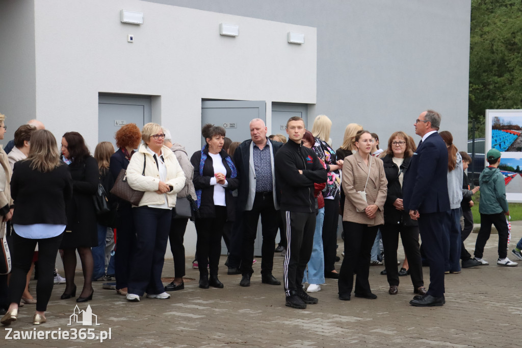 Fotorelacja: Uroczystość otwarcia stadionu miejskiego w Łazach po rewitalizacji