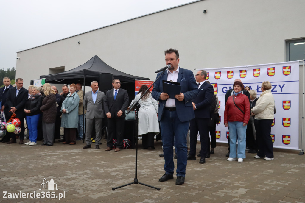 Fotorelacja: Uroczystość otwarcia stadionu miejskiego w Łazach po rewitalizacji