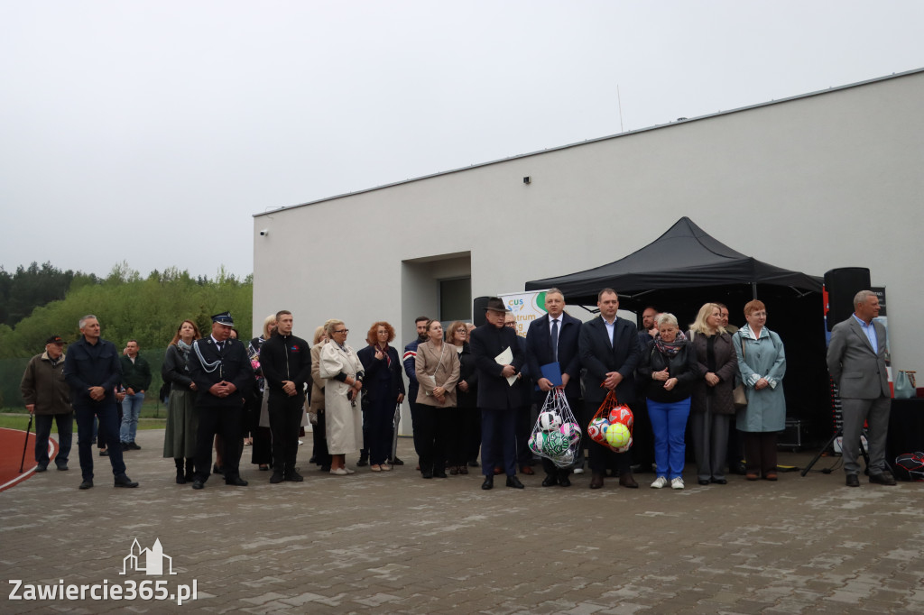 Fotorelacja: Uroczystość otwarcia stadionu miejskiego w Łazach po rewitalizacji