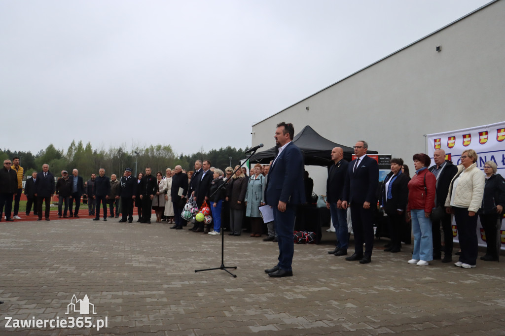 Fotorelacja: Uroczystość otwarcia stadionu miejskiego w Łazach po rewitalizacji