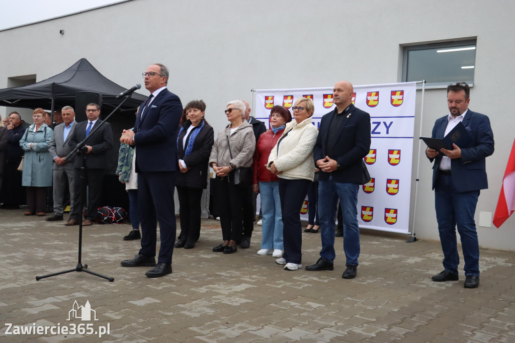 Fotorelacja: Uroczystość otwarcia stadionu miejskiego w Łazach po rewitalizacji