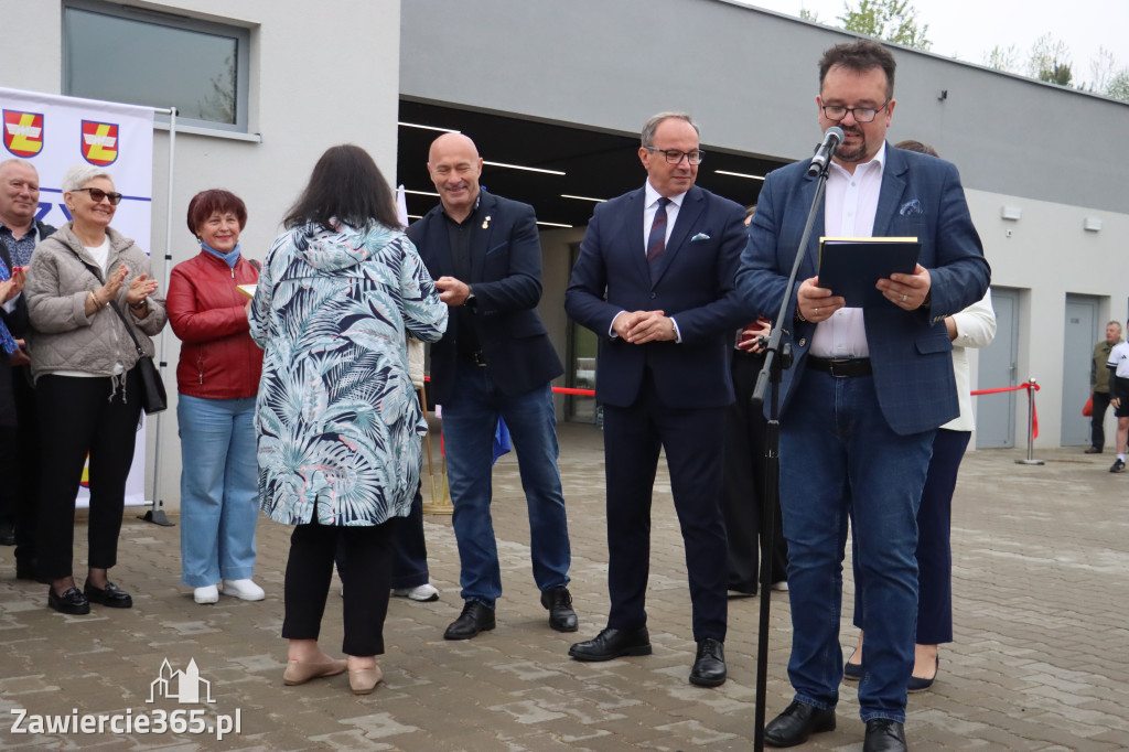 Fotorelacja: Uroczystość otwarcia stadionu miejskiego w Łazach po rewitalizacji