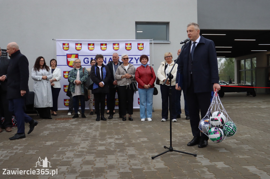 Fotorelacja: Uroczystość otwarcia stadionu miejskiego w Łazach po rewitalizacji