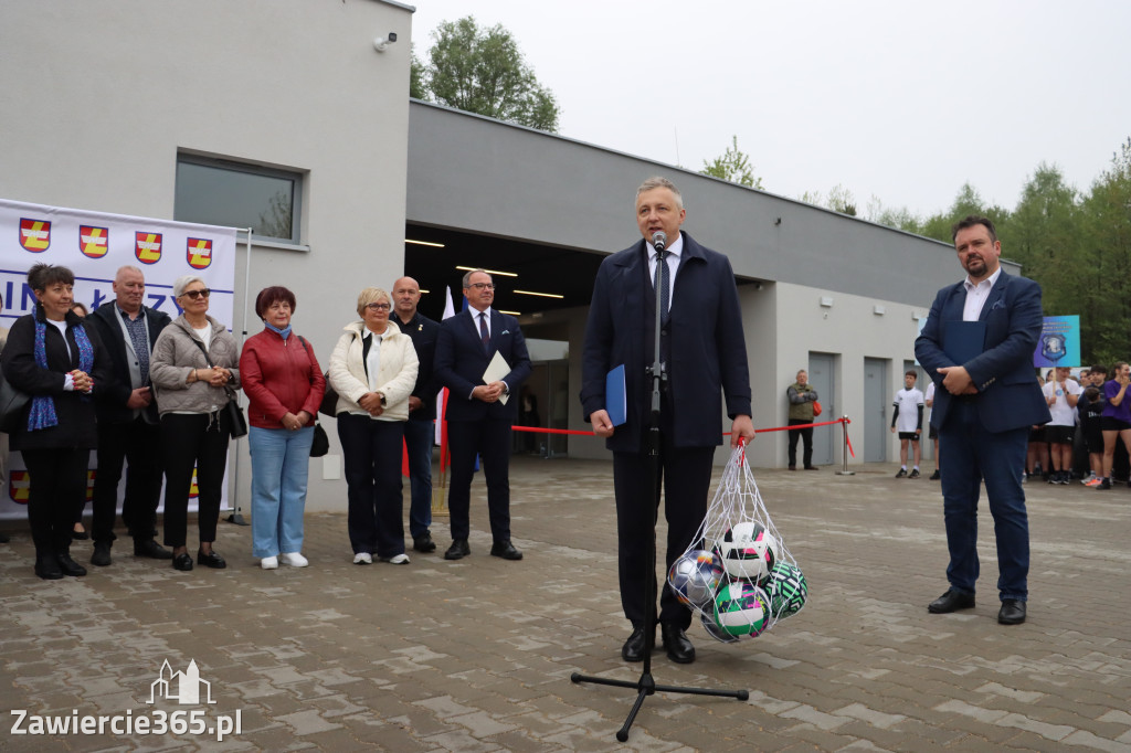 Fotorelacja: Uroczystość otwarcia stadionu miejskiego w Łazach po rewitalizacji