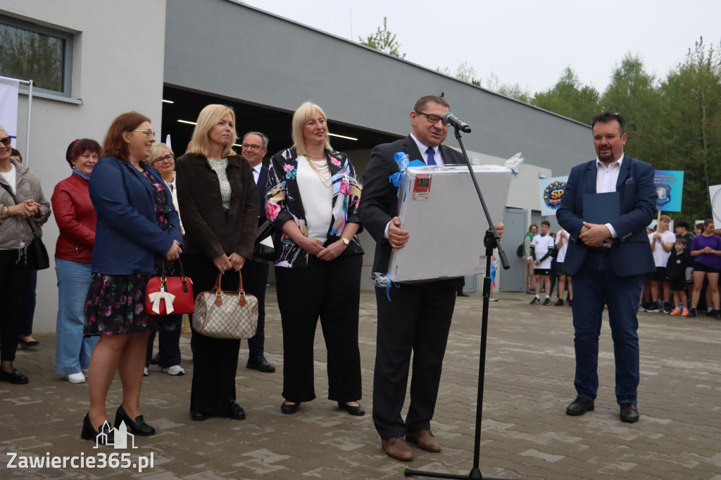 Fotorelacja: Uroczystość otwarcia stadionu miejskiego w Łazach po rewitalizacji