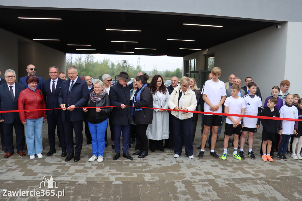 Fotorelacja: Uroczystość otwarcia stadionu miejskiego w Łazach po rewitalizacji