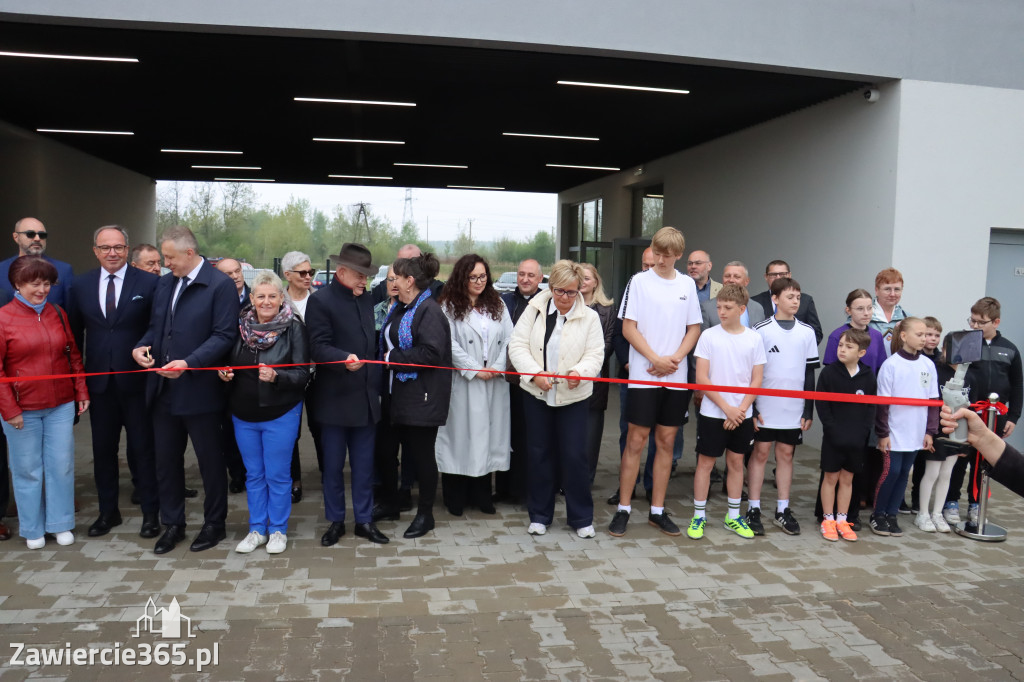 Fotorelacja: Uroczystość otwarcia stadionu miejskiego w Łazach po rewitalizacji