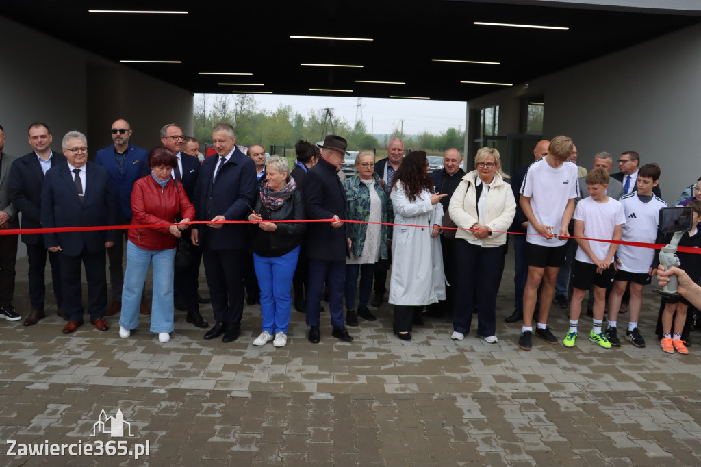 Fotorelacja: Uroczystość otwarcia stadionu miejskiego w Łazach po rewitalizacji
