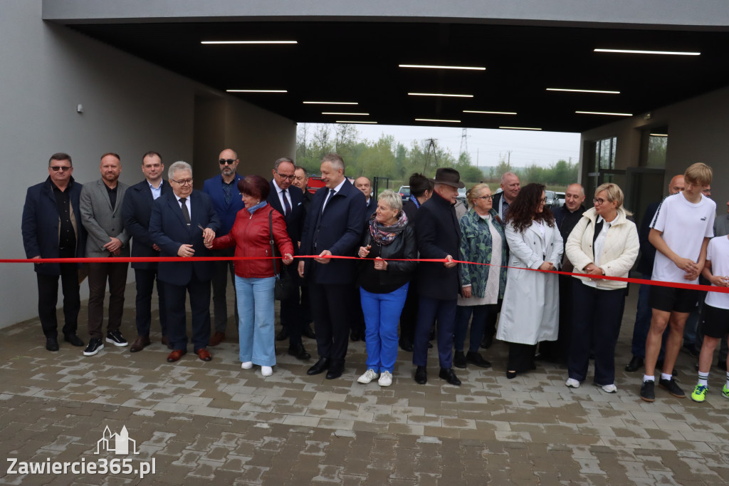 Fotorelacja: Uroczystość otwarcia stadionu miejskiego w Łazach po rewitalizacji