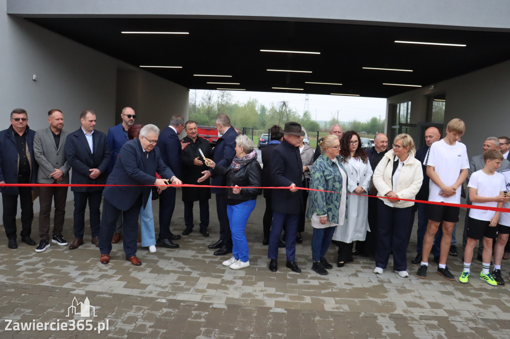 Fotorelacja: Uroczystość otwarcia stadionu miejskiego w Łazach po rewitalizacji