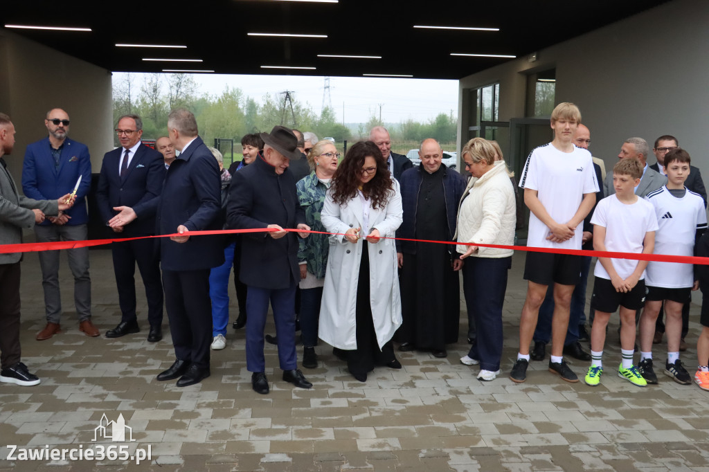 Fotorelacja: Uroczystość otwarcia stadionu miejskiego w Łazach po rewitalizacji