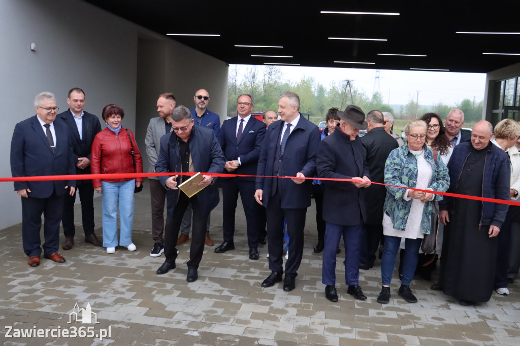 Fotorelacja: Uroczystość otwarcia stadionu miejskiego w Łazach po rewitalizacji