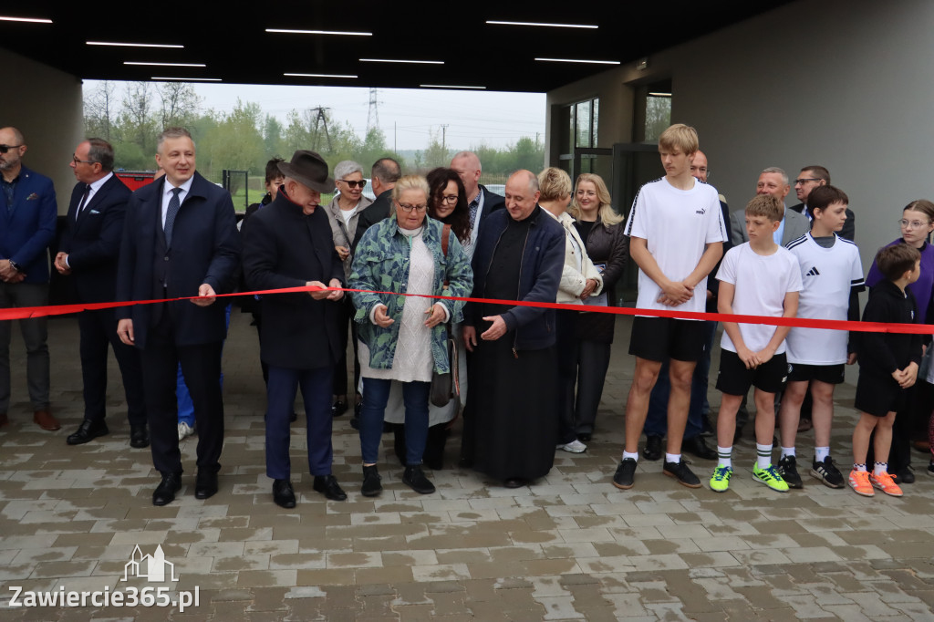 Fotorelacja: Uroczystość otwarcia stadionu miejskiego w Łazach po rewitalizacji
