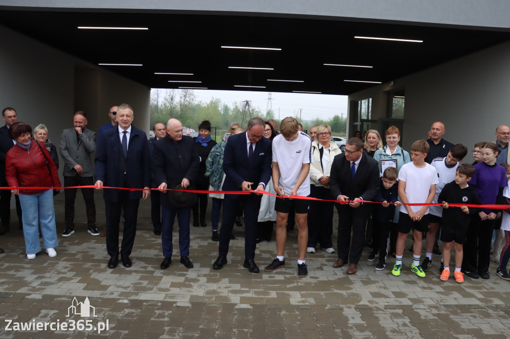 Fotorelacja: Uroczystość otwarcia stadionu miejskiego w Łazach po rewitalizacji