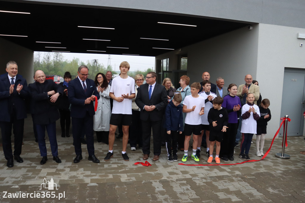 Fotorelacja: Uroczystość otwarcia stadionu miejskiego w Łazach po rewitalizacji