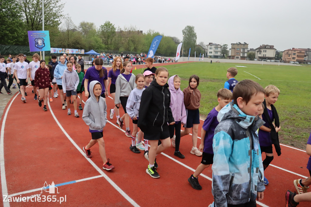Fotorelacja: Uroczystość otwarcia stadionu miejskiego w Łazach po rewitalizacji