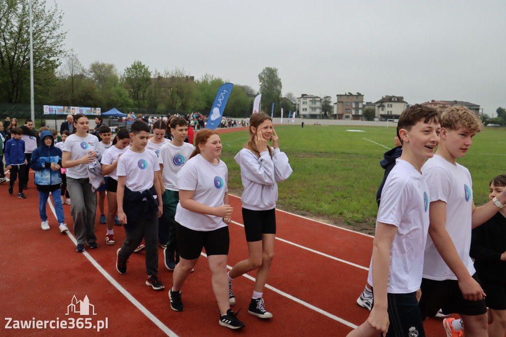 Fotorelacja: Uroczystość otwarcia stadionu miejskiego w Łazach po rewitalizacji