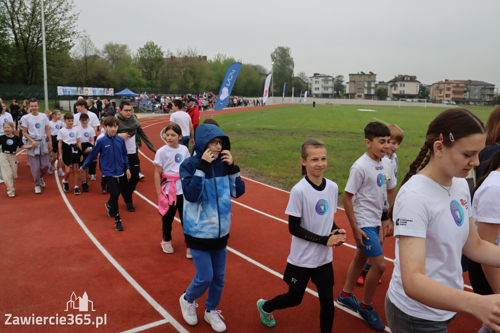 Fotorelacja: Uroczystość otwarcia stadionu miejskiego w Łazach po rewitalizacji
