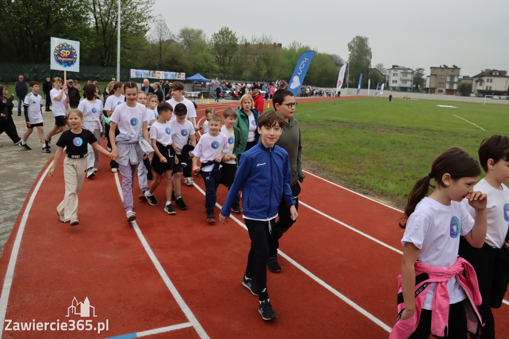 Fotorelacja: Uroczystość otwarcia stadionu miejskiego w Łazach po rewitalizacji